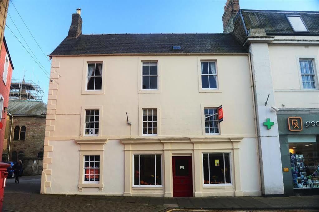 Lady Penelope'S B&B Duns Exterior photo